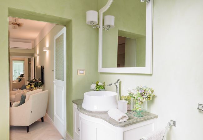 Apartment in Lucca - Grand 3 bedrooms Apartment with elevator inside the walls of Lucca Apartment in Lucca - Grand 3 bedrooms Apartment with elevator inside the walls of Lucca