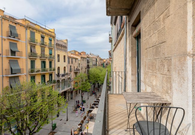  in Gerona / Girona - Rambla 28