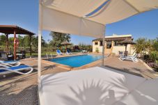 Country house in Ariany - Calderitx 253 fantastic finca with private pool, children's playground, barbecue and terrace