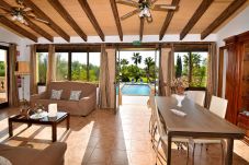 Country house in Ariany - Calderitx 253 fantastic finca with private pool, children's playground, barbecue and terrace