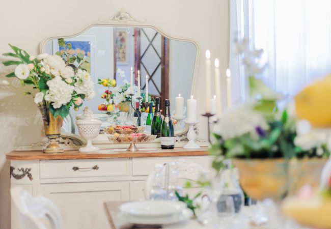 Apartment in Lucca - The Garden Along The Stream, romantic apartment with private garden inside the walls of Lucca Apartment in Lucca - The Garden Along The Stream, romantic apartment with private garden inside the walls of Lucca