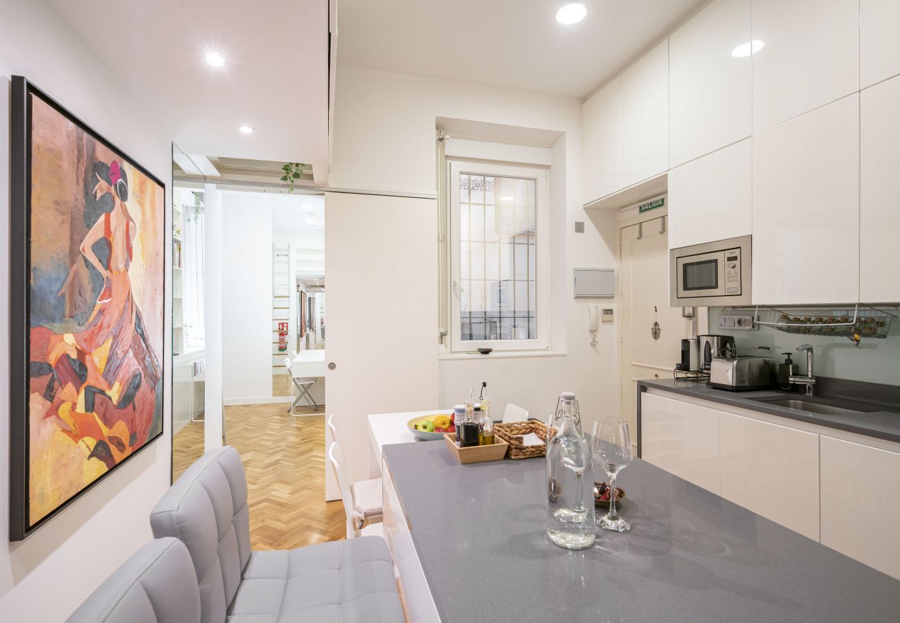 Apartment in Madrid - Apartamento Santa Engracia-Bilbao  Apartment in Madrid - Apartamento Santa Engracia-Bilbao