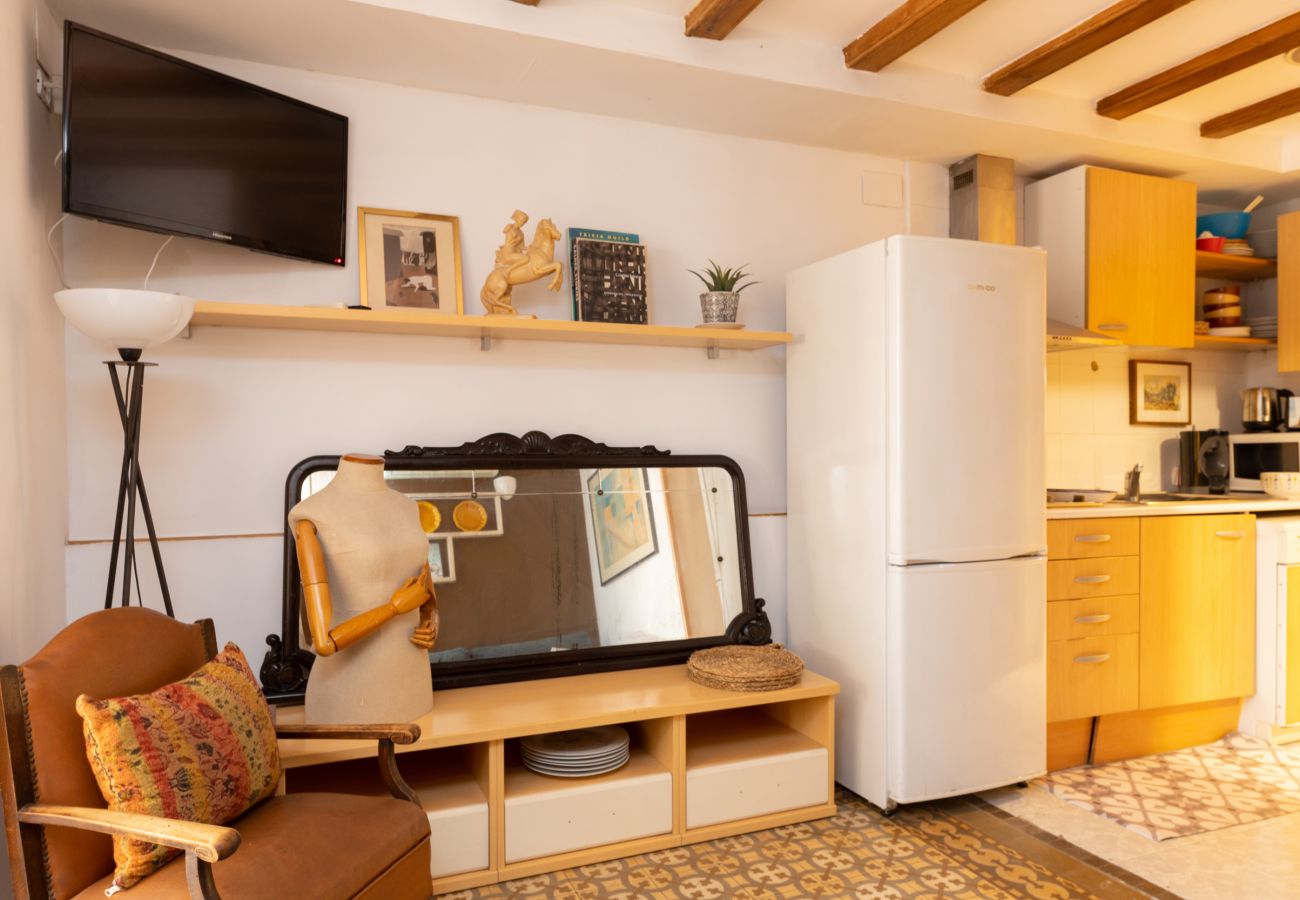 Apartment in Barcelona - PRIVATE TERRACE, 4 bedrooms, 2 bathrooms Apartment in Barcelona - PRIVATE TERRACE, 4 bedrooms, 2 bathrooms
