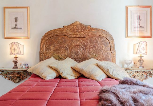 Apartment in Lucca - Casa Dieter, a superb 2 bedrooms Apartment with Grand Terrace and private parking in Central Lucca Apartment in Lucca - Casa Dieter, a superb 2 bedrooms Apartment with Grand Terrace and private parking in Central Lucca