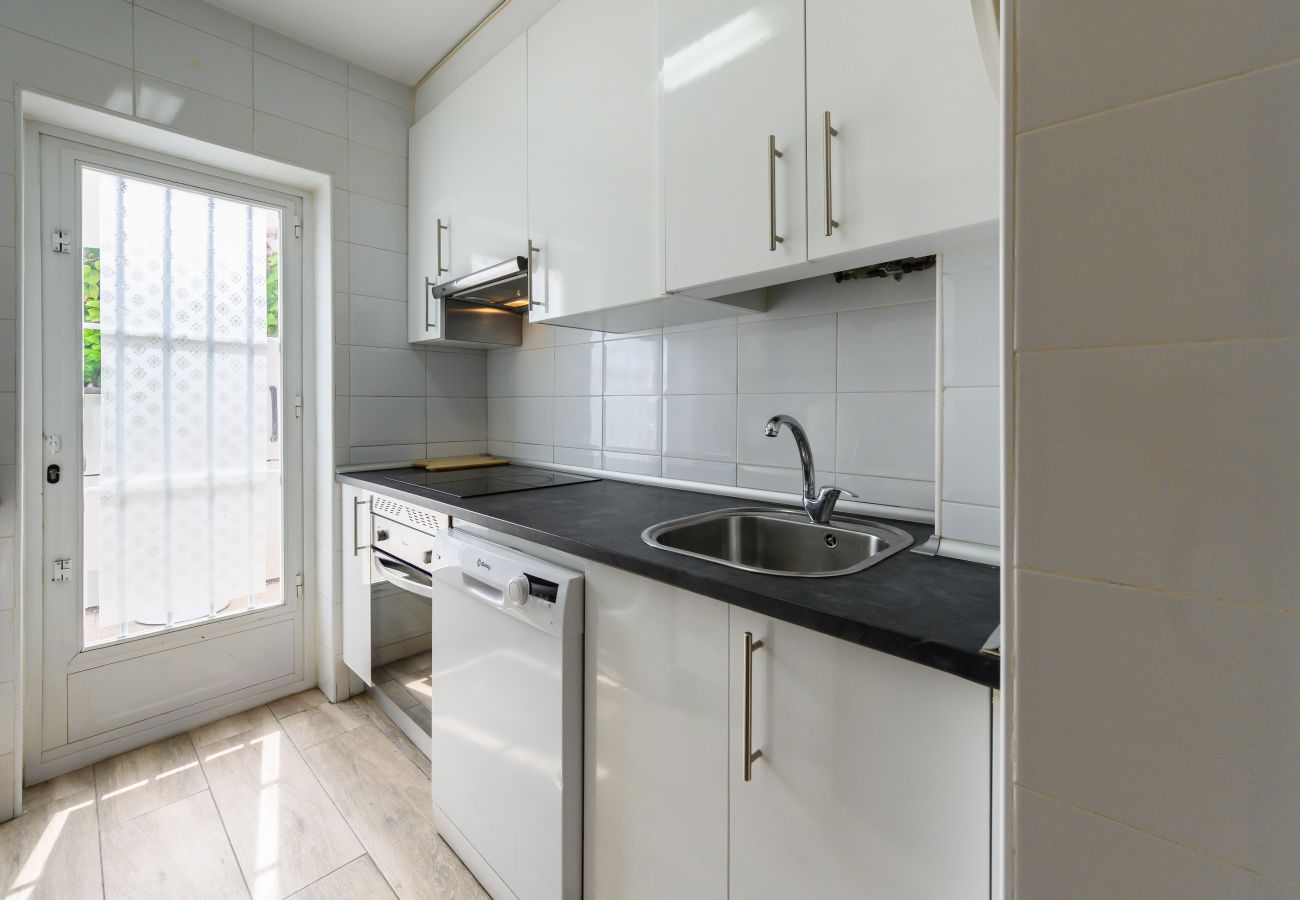 Chalet in Madrid - Chalet Ciudad Lineal 3HH M (MIS57) Chalet in Madrid - Chalet Ciudad Lineal 3HH M (MIS57)