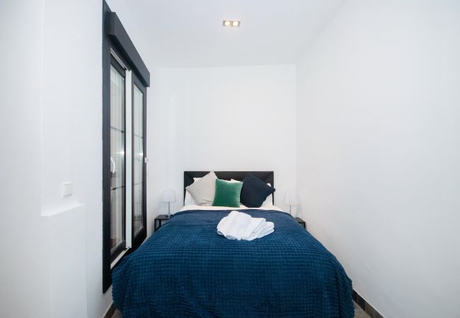 Apartment in Madrid - Apartamento con Encanto en Malasaña Tempory Apartment in Madrid - Apartamento con Encanto en Malasaña Tempory