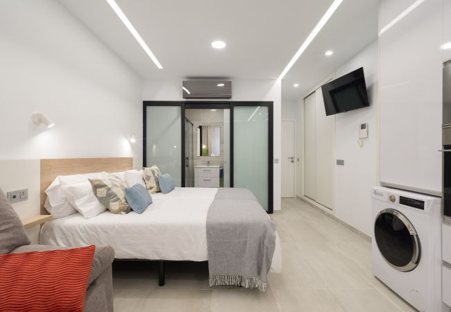 Studio in Las Palmas de Gran Canaria - Seaweed Beach Home By Canariasgetaway  Studio in Las Palmas de Gran Canaria - Seaweed Beach Home By Canariasgetaway