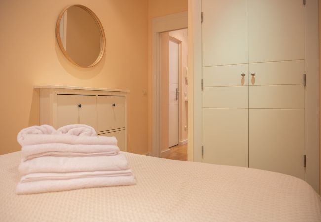 Apartment in Madrid - Ap. Hortaleza-Fuencarral MAD28 Apartment in Madrid - Ap. Hortaleza-Fuencarral MAD28