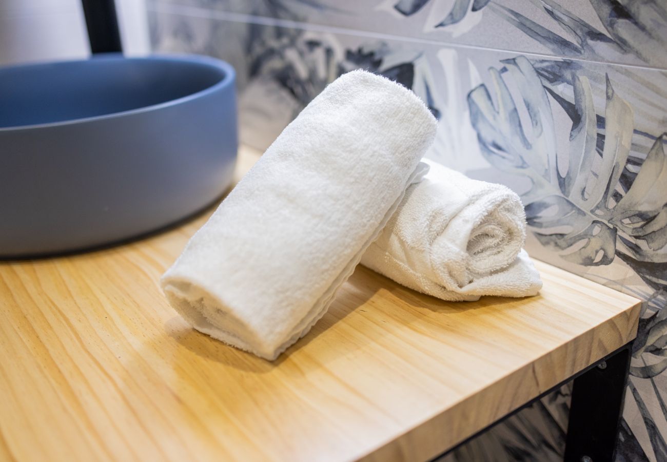 Studio in Valencia / València - The Green Apartment II by Florit Flats Studio in Valencia / València - The Green Apartment II by Florit Flats