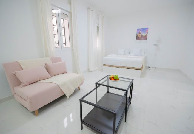 Studio in Madrid - ESTUDIO-TETUAN  Studio in Madrid - ESTUDIO-TETUAN