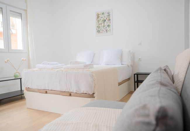 Studio in Madrid - ESTUDIO-TETUAN- Studio in Madrid - ESTUDIO-TETUAN-