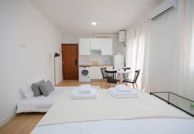 Studio in Madrid - ESTUDIO-TETUAN- Studio in Madrid - ESTUDIO-TETUAN-