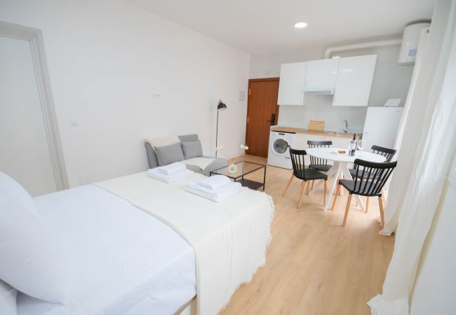 Studio in Madrid - ESTUDIO-TETUAN- Studio in Madrid - ESTUDIO-TETUAN-
