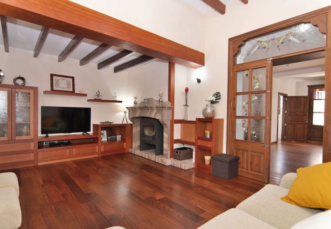 House in Santa Margalida - Can Peredjal 263 cosy house with jacuzzi, ping pong and air-conditioning House in Santa Margalida - Can Peredjal 263 cosy house with jacuzzi, ping pong and air-conditioning