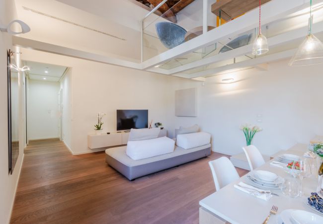 Apartment in Lucca - Modern 3 Bedrooms Apartment with Elevator Apartment in Lucca - Modern 3 Bedrooms Apartment with Elevator