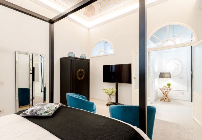 Apartment in Lucca - A private outdoor, 2 Bedrooms and a Pool inside Lucca Apartment in Lucca - A private outdoor, 2 Bedrooms and a Pool inside Lucca