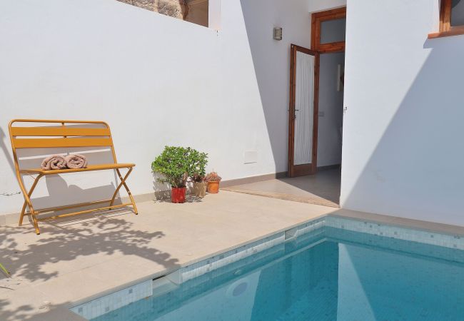 House in Muro - Es Colomer 265 beautiful town house with swimming pool, air conditioning and fibre optics House in Muro - Es Colomer 265 beautiful town house with swimming pool, air conditioning and fibre optics