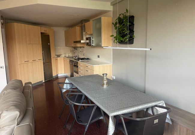 Apartment in Barcelona - Bright, large and central apartment in Barcelona Apartment in Barcelona - Bright, large and central apartment in Barcelona