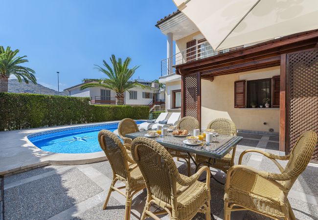 Villa in Port d´Alcudia - Villa Northern Star near the beach with pool, Wi-Fi, air conditioning, terrace and garden Villa in Port d´Alcudia - Villa Northern Star near the beach with pool, Wi-Fi, air conditioning, terrace and garden