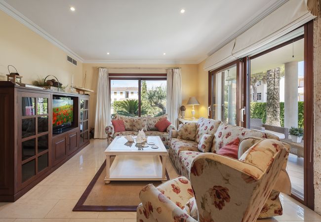 Villa in Port d´Alcudia - Villa Northern Star near the beach with pool, Wi-Fi, air conditioning, terrace and garden Villa in Port d´Alcudia - Villa Northern Star near the beach with pool, Wi-Fi, air conditioning, terrace and garden
