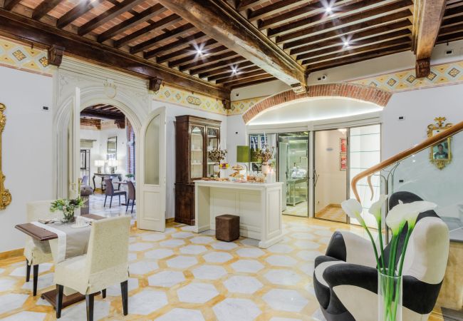 Apartment in Lucca - The Lucca Heritage Retreat, a Spacious Home with Outdoor inside the Walls of Lucca Apartment in Lucca - The Lucca Heritage Retreat, a Spacious Home with Outdoor inside the Walls of Lucca