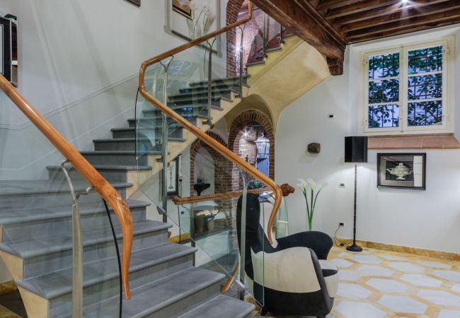 Apartment in Lucca - The Lucca Heritage Retreat, a Spacious Home with Outdoor inside the Walls of Lucca Apartment in Lucca - The Lucca Heritage Retreat, a Spacious Home with Outdoor inside the Walls of Lucca
