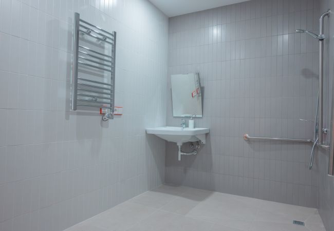 Apartment in Madrid - M (DEL29) Almudena: Your urban getaway with a park feel Apartment in Madrid - M (DEL29) Almudena: Your urban getaway with a park feel