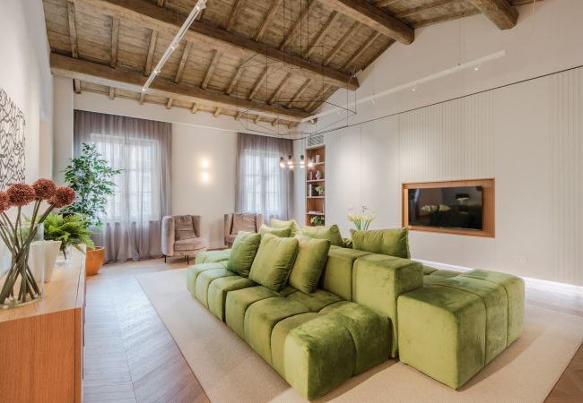 Apartment in Lucca - Casa Silvestro Modern Spacious 3 Bedrooms Luxury Apartment inside the Walls of Lucca Apartment in Lucca - Casa Silvestro Modern Spacious 3 Bedrooms Luxury Apartment inside the Walls of Lucca