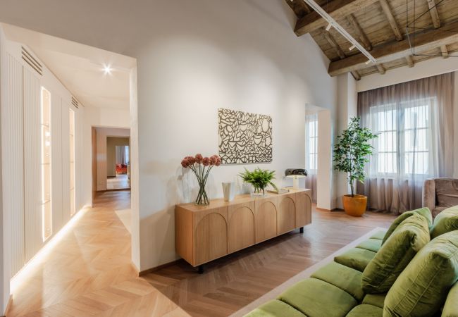 Apartment in Lucca - Casa Silvestro Modern Spacious 3 Bedrooms Luxury Apartment inside the Walls of Lucca Apartment in Lucca - Casa Silvestro Modern Spacious 3 Bedrooms Luxury Apartment inside the Walls of Lucca