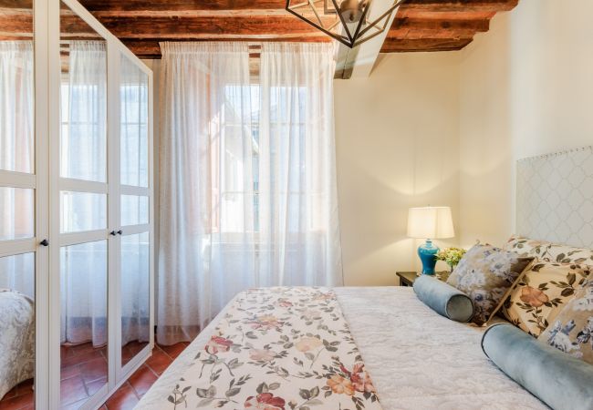 Apartment in Lucca - Casa Genny convenient 1 bedroom apartment inside the walls of Lucca Apartment in Lucca - Casa Genny convenient 1 bedroom apartment inside the walls of Lucca