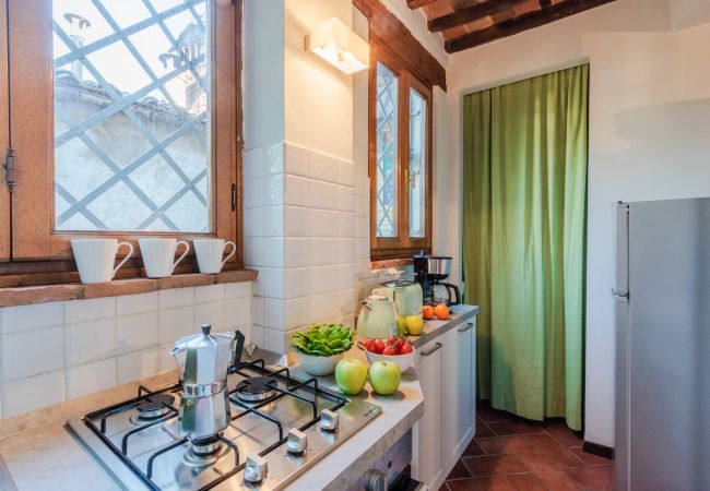 Apartment in Lucca - Casa Genny convenient 1 bedroom apartment inside the walls of Lucca Apartment in Lucca - Casa Genny convenient 1 bedroom apartment inside the walls of Lucca