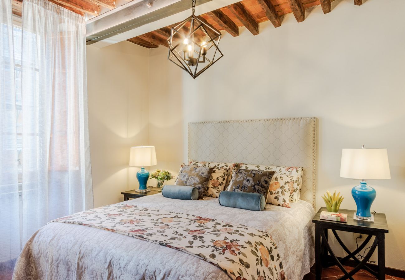 Apartment in Lucca - Casa Genny convenient 1 bedroom apartment inside the walls of Lucca Apartment in Lucca - Casa Genny convenient 1 bedroom apartment inside the walls of Lucca