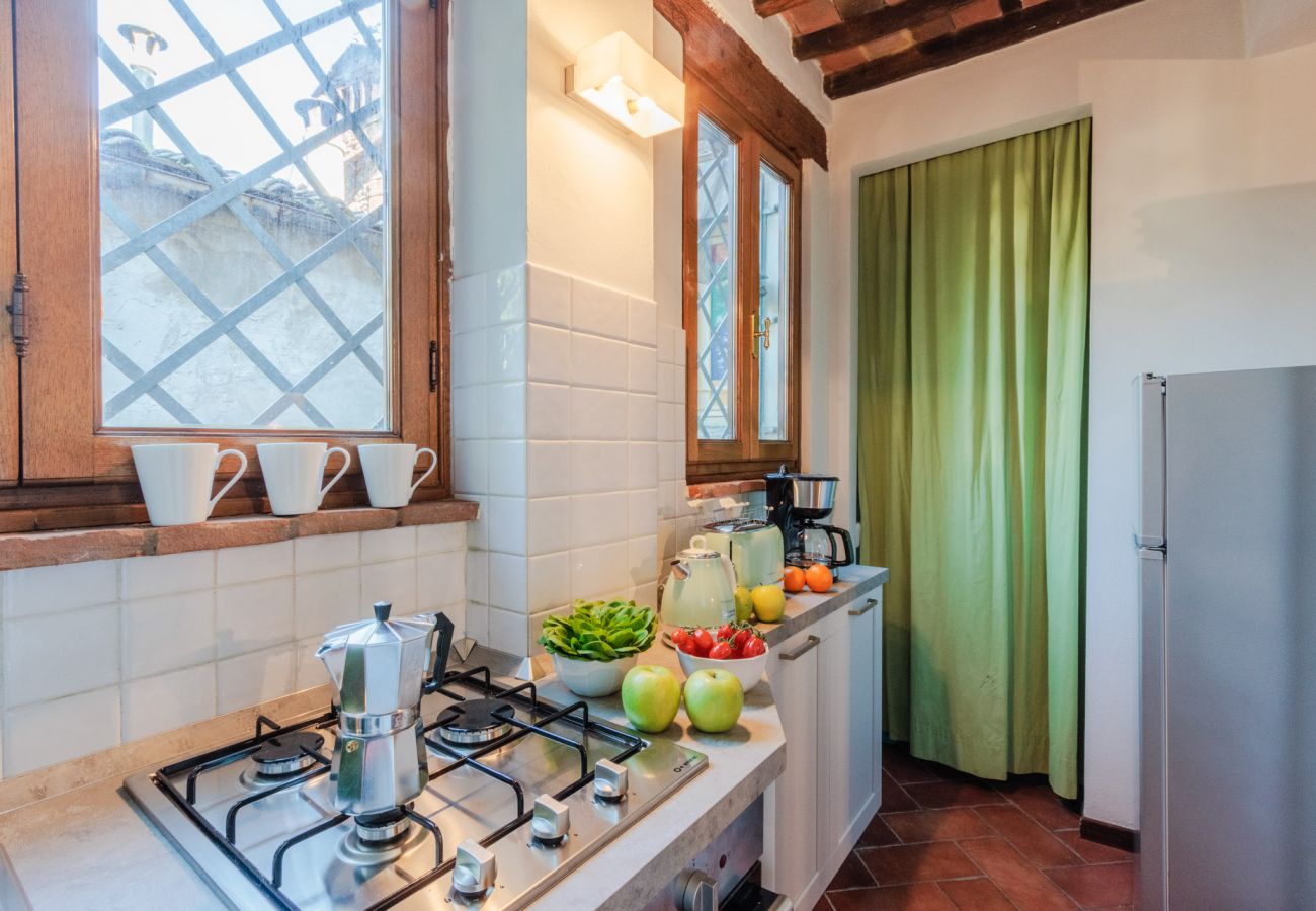 Apartment in Lucca - Casa Genny convenient 1 bedroom apartment inside the walls of Lucca Apartment in Lucca - Casa Genny convenient 1 bedroom apartment inside the walls of Lucca