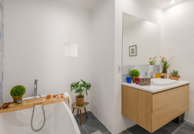 Apartment in Lucca - Casa Daria, Modern 4 Bedrooms Apartment inside the Walls of Lucca  Apartment in Lucca - Casa Daria, Modern 4 Bedrooms Apartment inside the Walls of Lucca