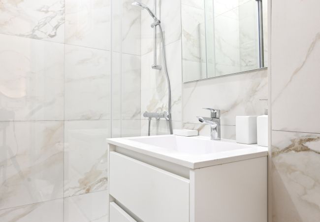 Studio in Madrid - Central and Bright Apartment in Madrid  Studio in Madrid - Central and Bright Apartment in Madrid