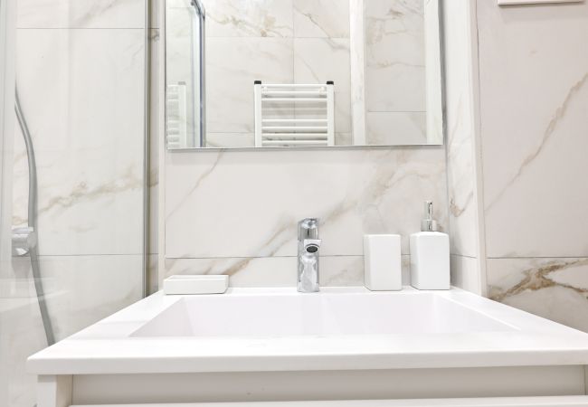 Studio in Madrid - Central and Bright Apartment in Madrid  Studio in Madrid - Central and Bright Apartment in Madrid