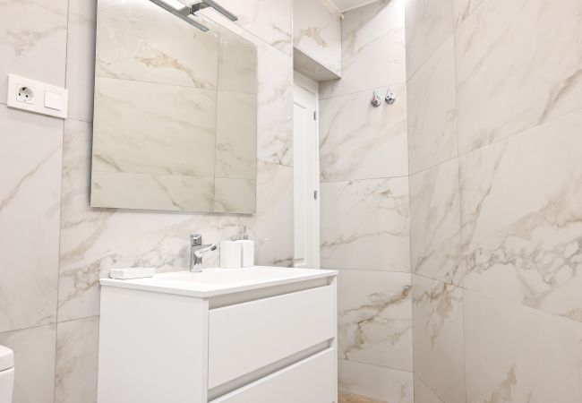 Studio in Madrid - Central and Bright Apartment in Madrid  Studio in Madrid - Central and Bright Apartment in Madrid