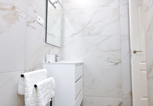 Studio in Madrid - Central and Bright Duplex Studio in Madrid  Studio in Madrid - Central and Bright Duplex Studio in Madrid