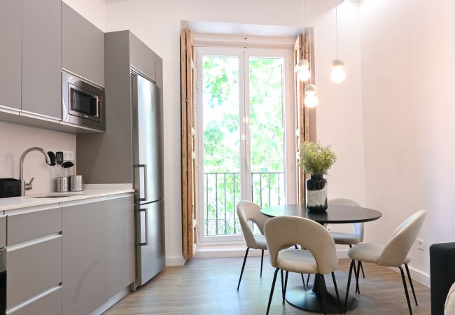 Studio in Madrid - Central and Bright Duplex Studio in Madrid  Studio in Madrid - Central and Bright Duplex Studio in Madrid