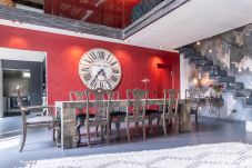 House in Gerona/Girona - Destileria