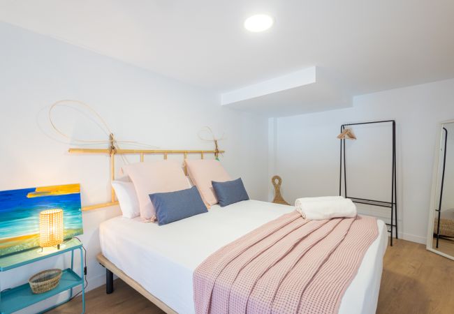  in Valencia - The Port Avenue Duplex by Florit Flats