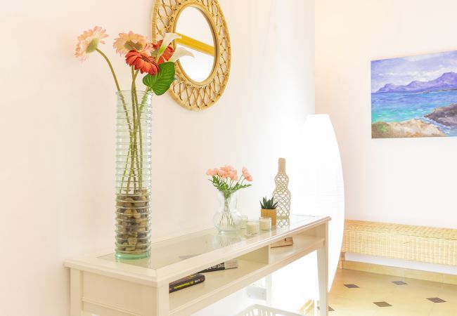 Villa in Alcúdia - Villa Manresa on the beachfront by Mallorca Charme Villa in Alcúdia - Villa Manresa on the beachfront by Mallorca Charme