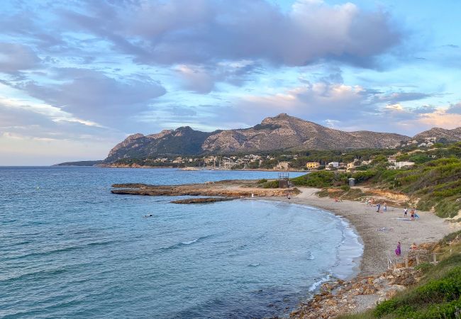 Villa in Alcúdia - Villa Manresa on the beachfront by Mallorca Charme Villa in Alcúdia - Villa Manresa on the beachfront by Mallorca Charme