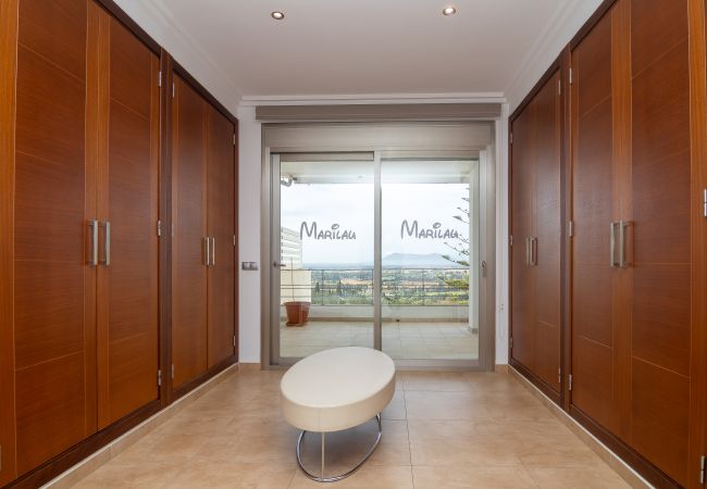 House in Muro - Town house with all amenities 275 House in Muro - Town house with all amenities 275
