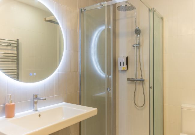 Studio in Madrid - Liria: A Space of Elegance and Comfort in the Heart of the City Studio in Madrid - Liria: A Space of Elegance and Comfort in the Heart of the City