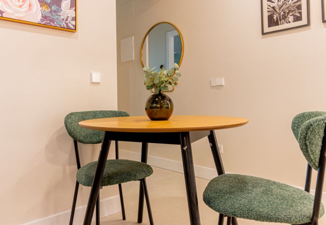 Studio in Madrid - El Capricho: Your Charming and Tranquil Refuge in Madrid Studio in Madrid - El Capricho: Your Charming and Tranquil Refuge in Madrid