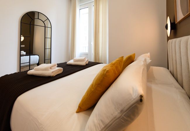 Apartment in Madrid - Elegance and Functionality in San Bernardo: Apartment with En-Suite Bathrooms Apartment in Madrid - Elegance and Functionality in San Bernardo: Apartment with En-Suite Bathrooms