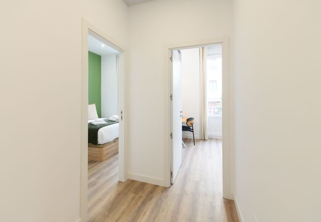 Apartment in Madrid - Elegance and Functionality in San Bernardo: Apartment with En-Suite Bathrooms Apartment in Madrid - Elegance and Functionality in San Bernardo: Apartment with En-Suite Bathrooms