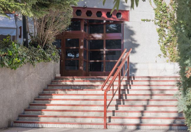 Apartment in Madrid - Aria: Where Tranquility and Design Meet Apartment in Madrid - Aria: Where Tranquility and Design Meet