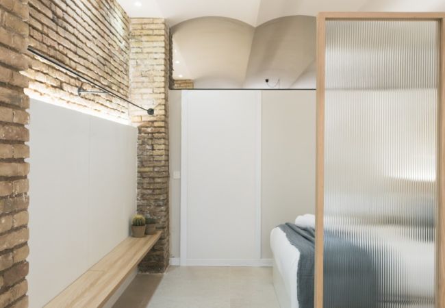 Apartment in Valencia - Design Studio with Natural Light in Ruzafa – Ground Floor by Florit Flats Apartment in Valencia - Design Studio with Natural Light in Ruzafa – Ground Floor by Florit Flats